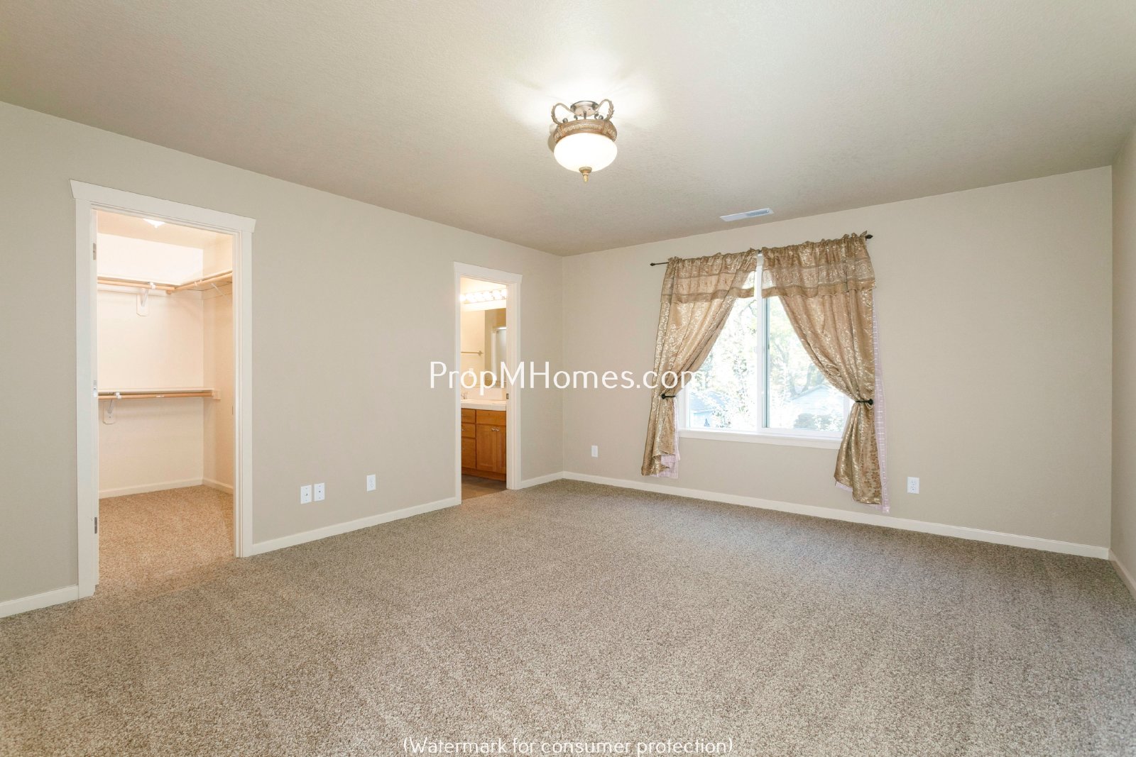 Charming Four Bedroom Home in Beaverton on Quiet Cul-De-Sac! property image