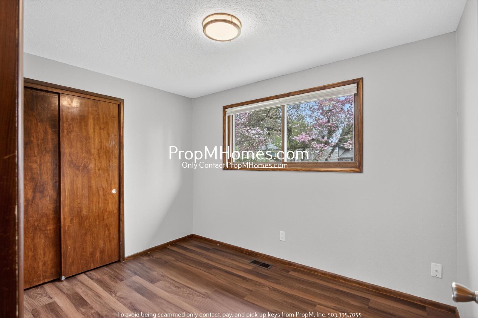 Cozy Three Bedroom Home in Oregon City! property image