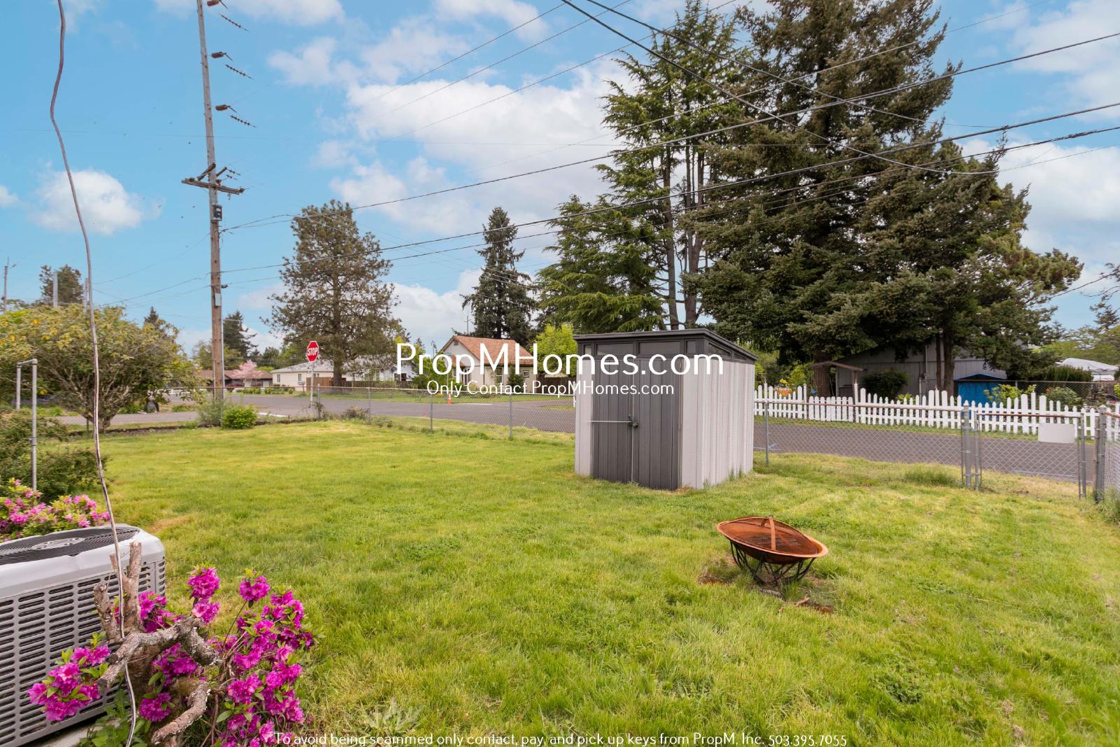Cozy Three Bedroom Home in Oregon City! property image