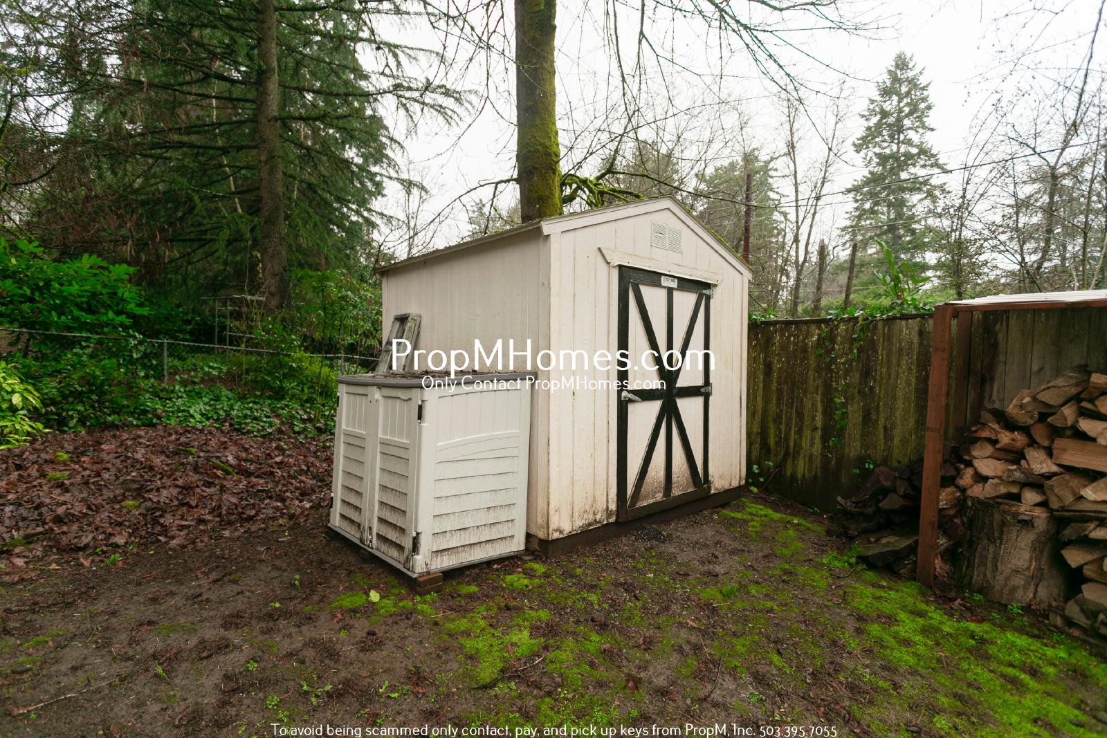 Updated Three Bedroom Gem in Lake Oswego! property image