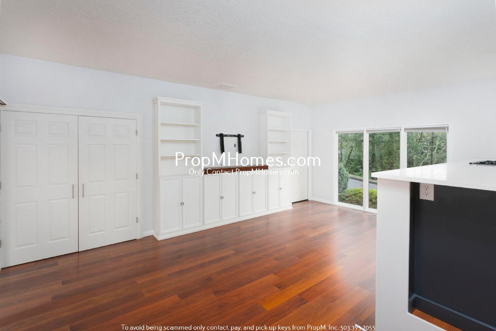 Updated Three Bedroom Gem in Lake Oswego! property image