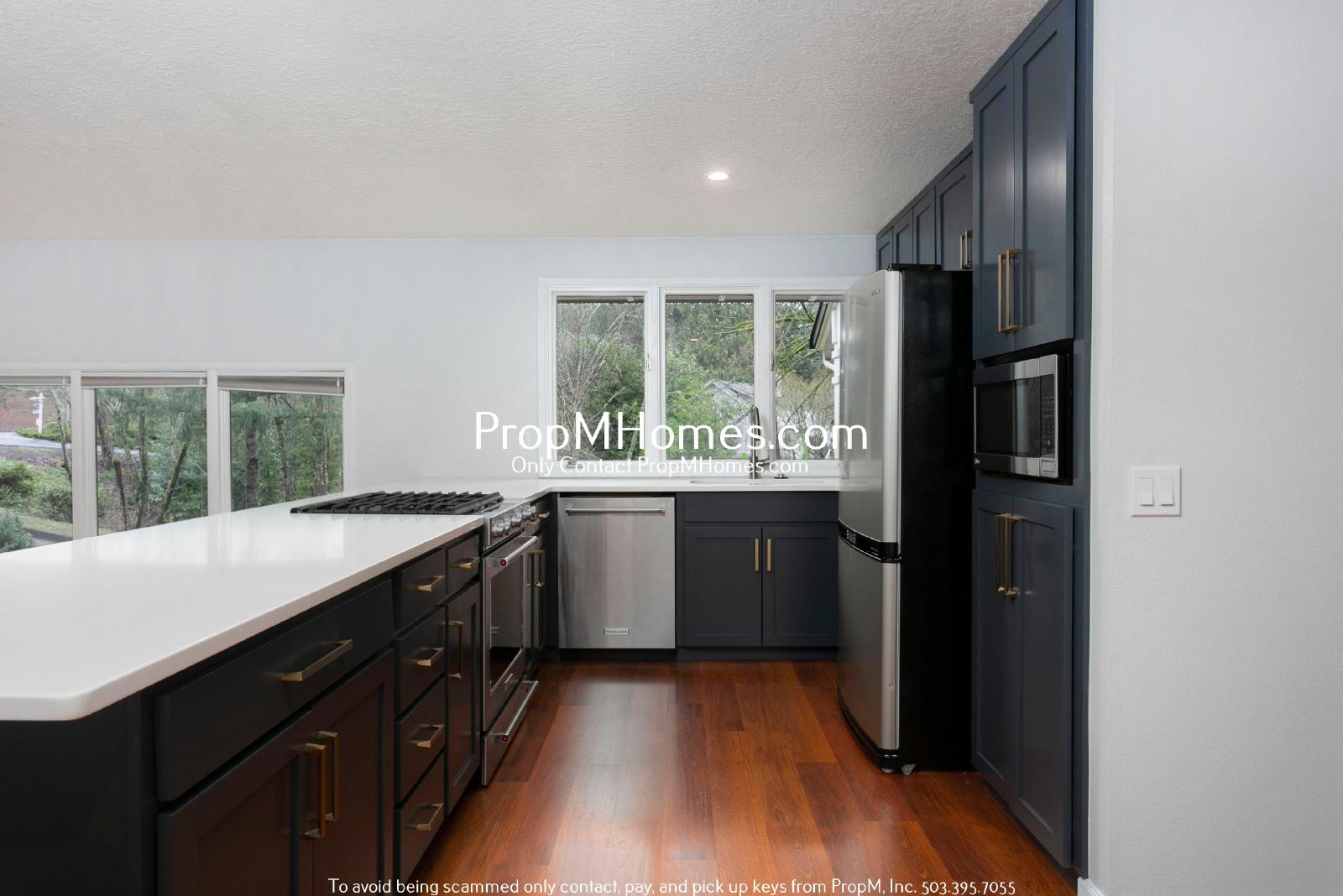 Updated Three Bedroom Gem in Lake Oswego! property image