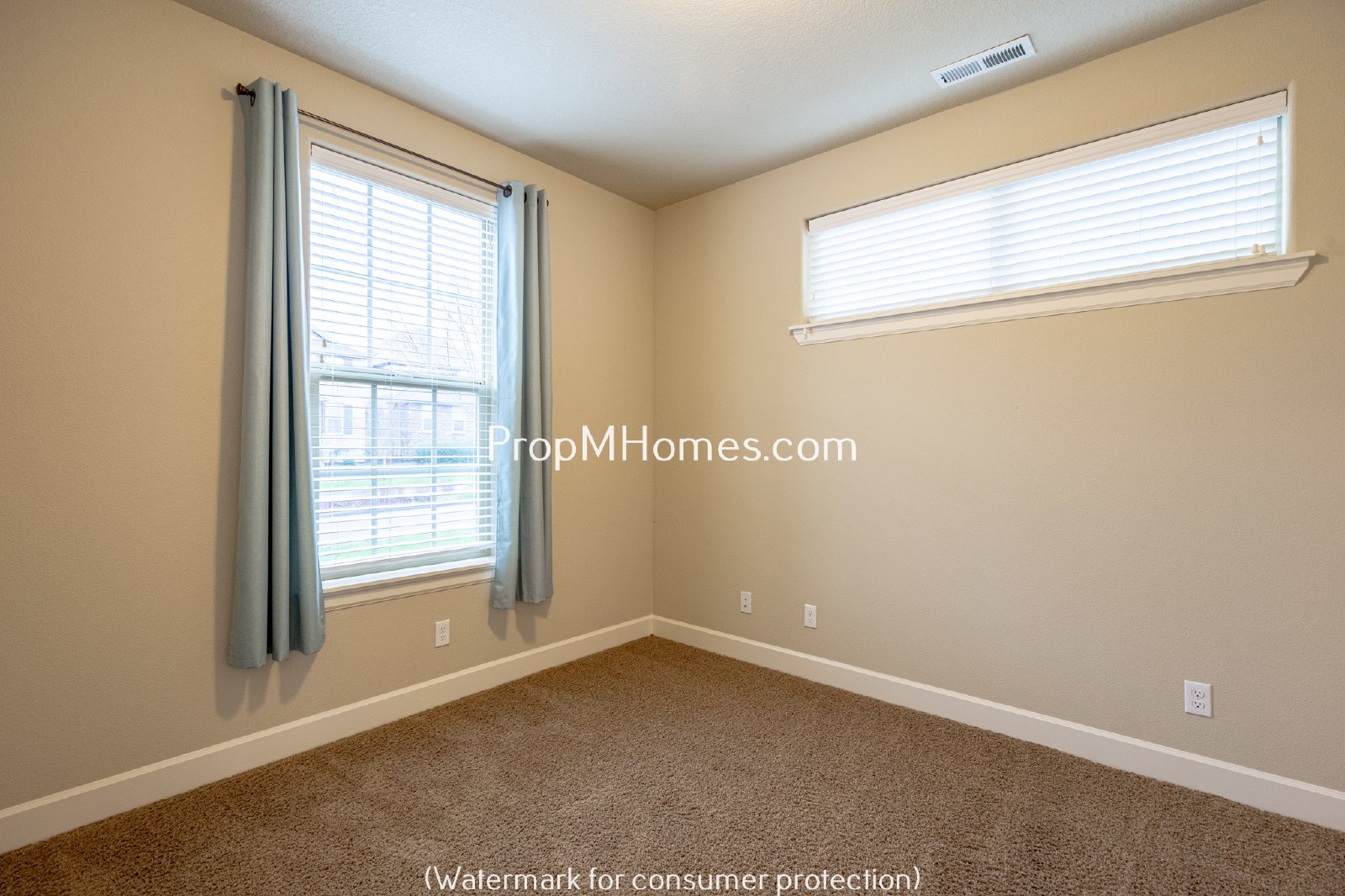 Beautiful Open Concept Four Bedroom Plus Office/Den in Villebois! property image