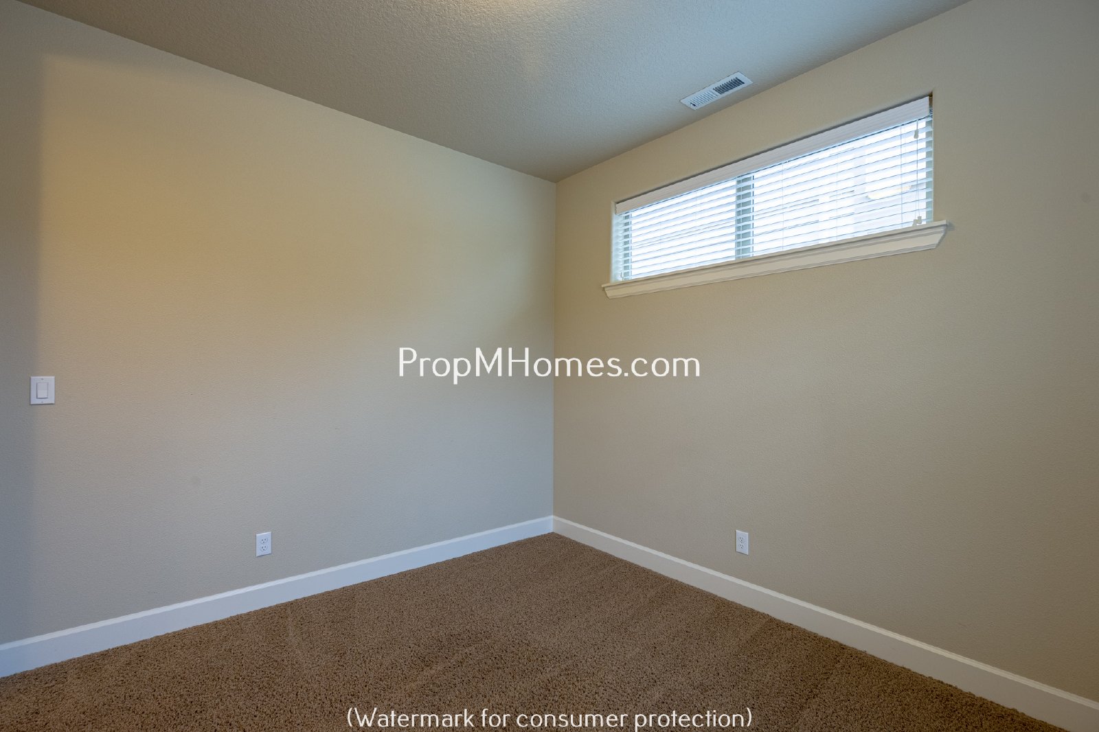 Beautiful Open Concept Four Bedroom Plus Office/Den in Villebois! property image