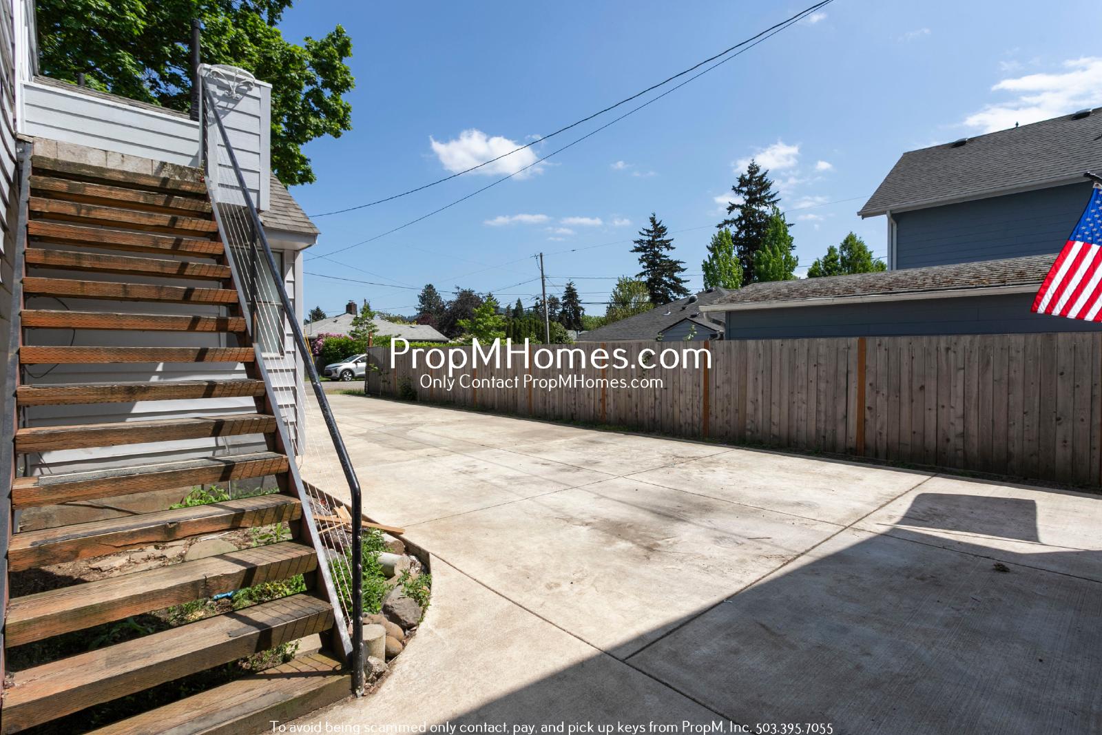 Charming One Bed Unit in Quiet Brentwood-Darlington Neighborhood! property image