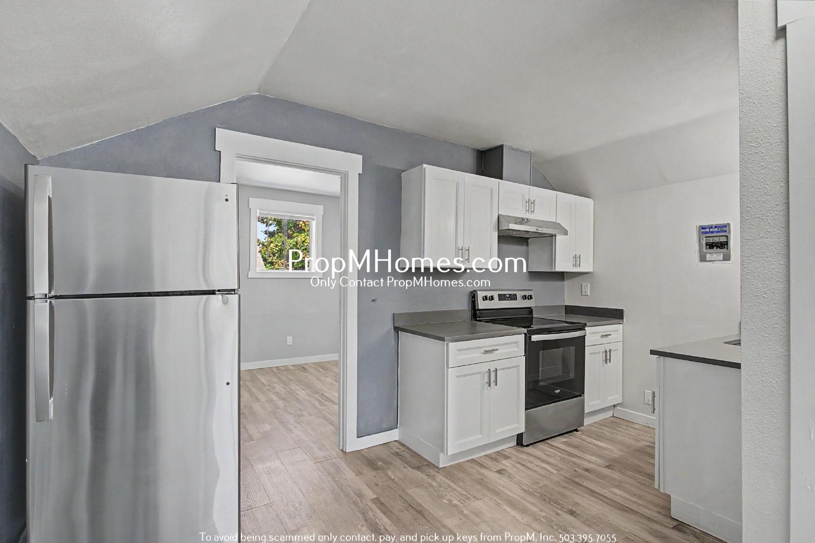 Charming One Bed Unit in Quiet Brentwood-Darlington Neighborhood! property image