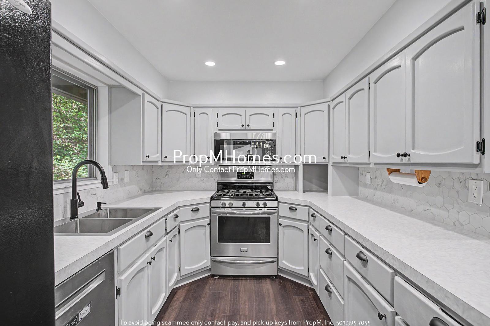 Freshly Renovated Four Bedroom Home in Bull Mountain! property image