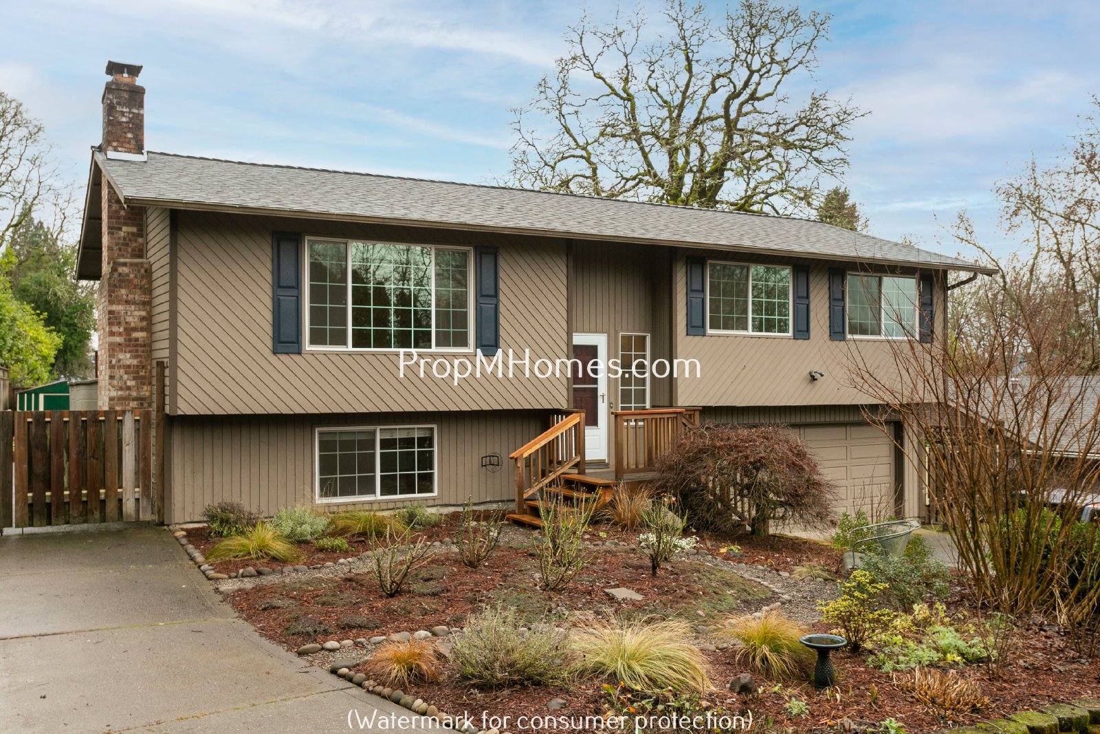 Spacious Four Bedroom Split-Level Home In Milwaukie! property image