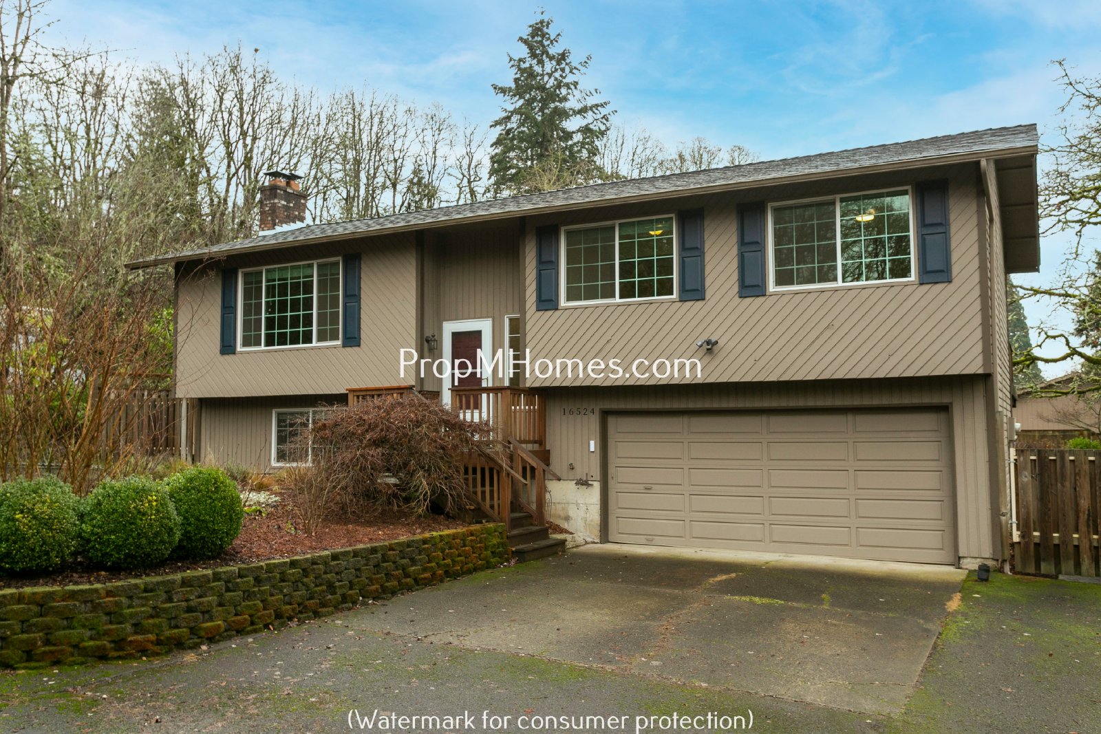 Spacious Four Bedroom Split-Level Home In Milwaukie! property image