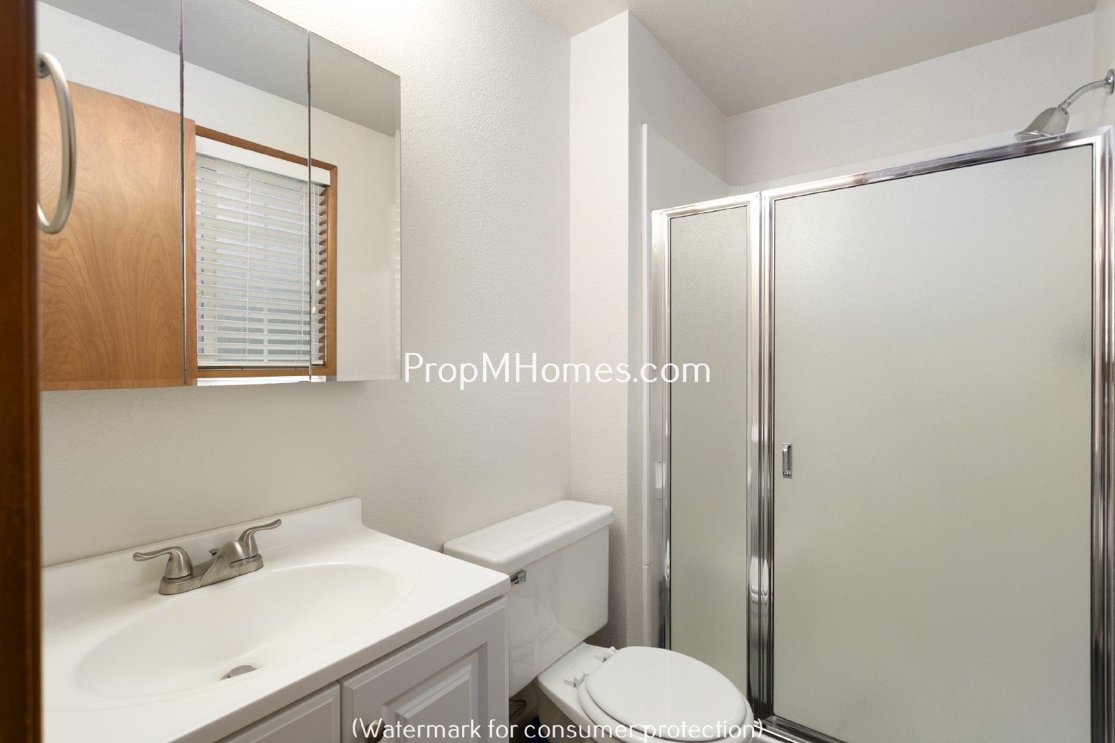 Spacious Four Bedroom Split-Level Home In Milwaukie! property image