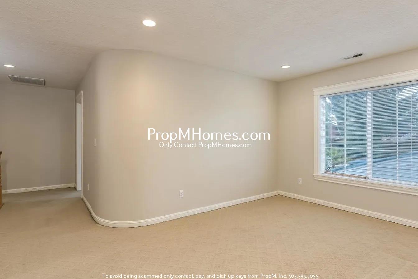 Gorgeous Three Bedroom Home in Centennial! property image