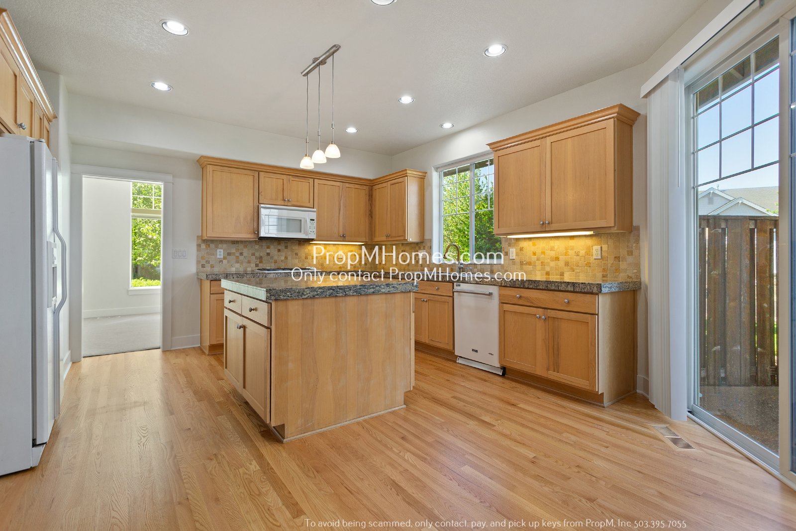 Spacious 5-Bedroom Oasis in the Heart of Five Oaks! property image