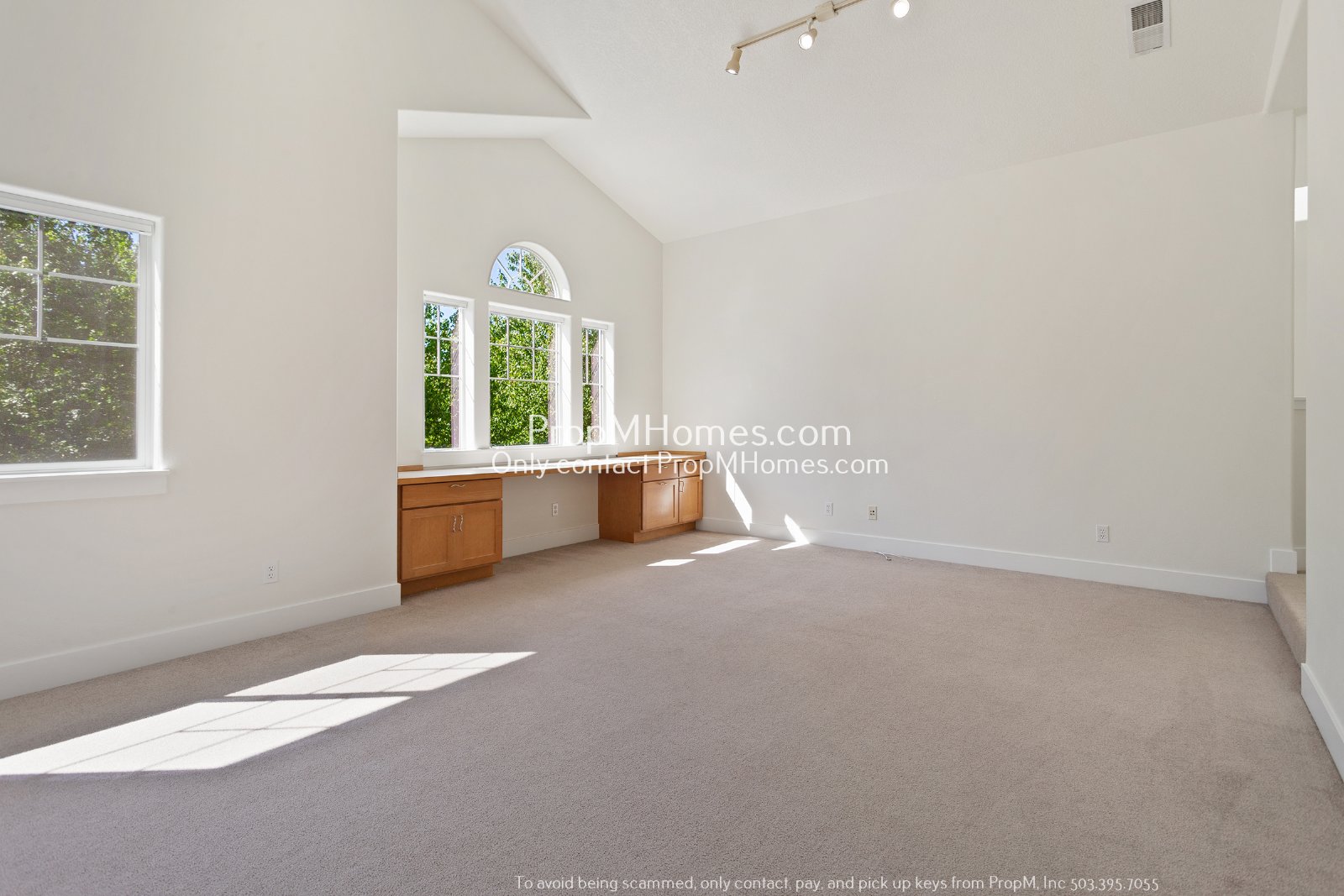 Spacious 5-Bedroom Oasis in the Heart of Five Oaks! property image