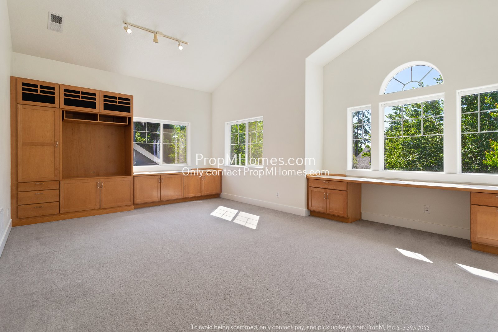 Spacious 5-Bedroom Oasis in the Heart of Five Oaks! property image