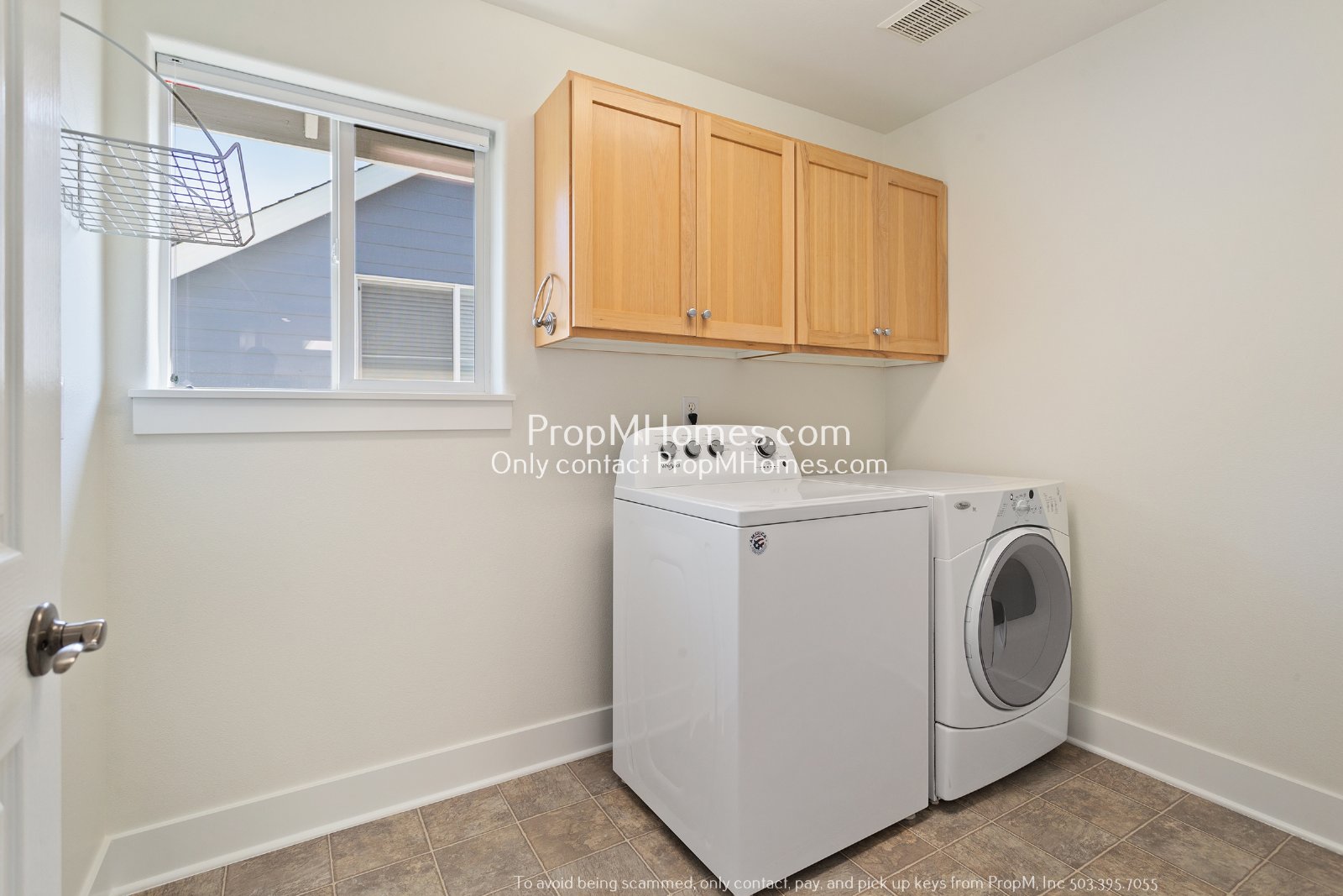 Spacious 5-Bedroom Oasis in the Heart of Five Oaks! property image