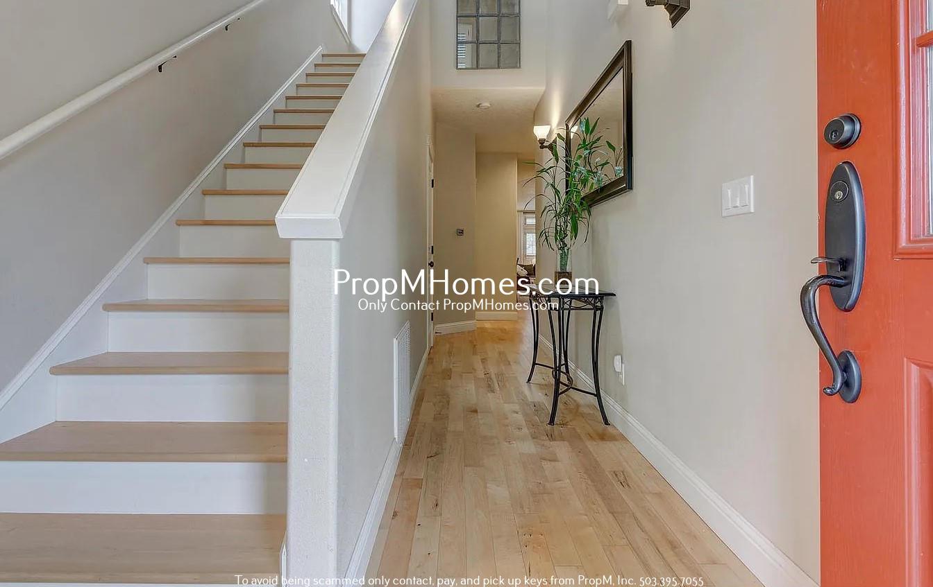 Luxury Four Bedroom Home in King City! property image