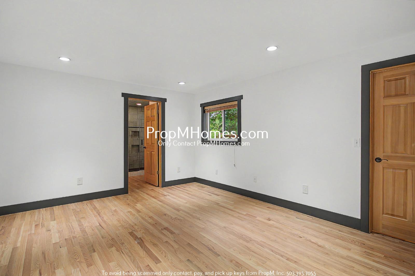 Unique Luxury Three Bedroom Home in Hallinan! property image