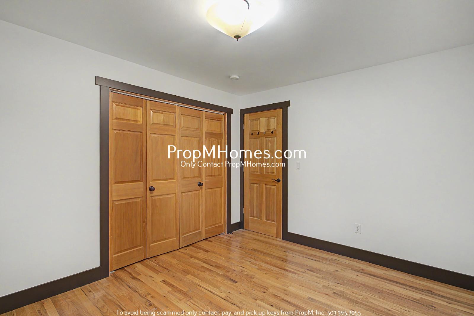 Unique Luxury Three Bedroom Home in Hallinan! property image