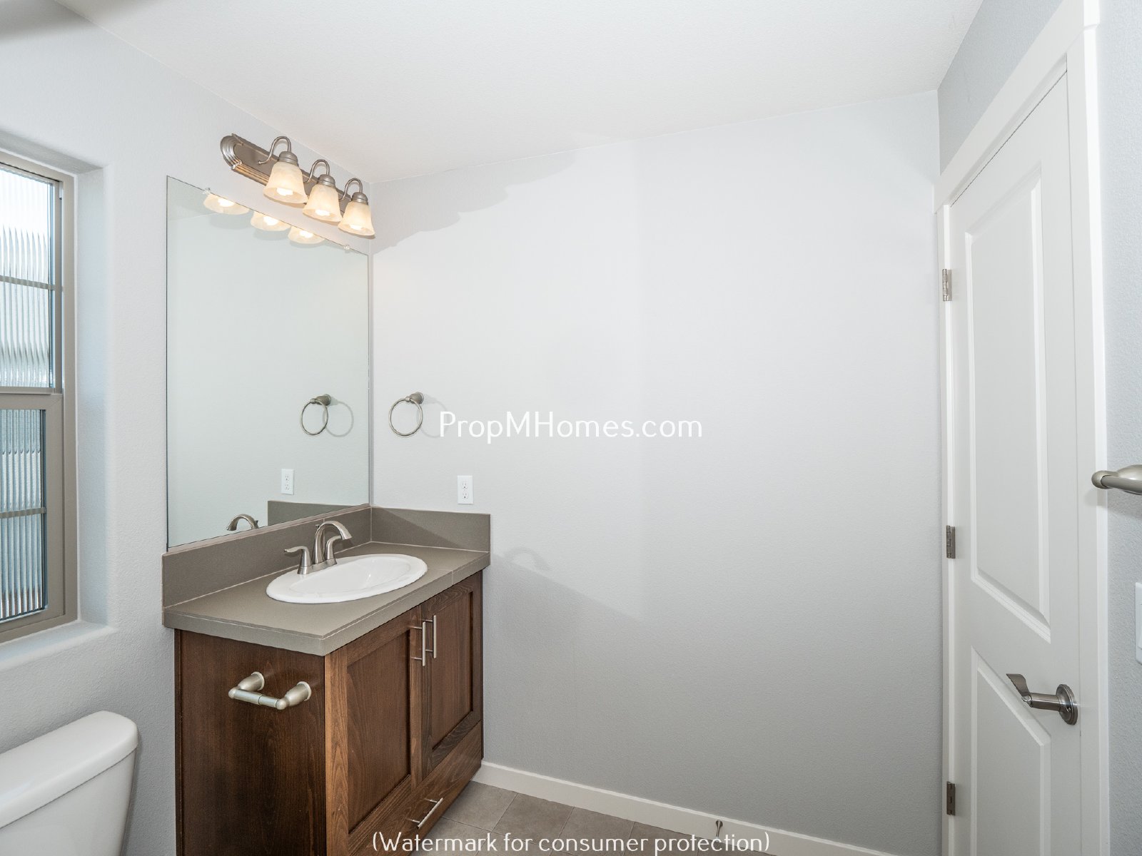 Fantastic Three Bedroom Home In Wilsonville On Corner Lot! property image