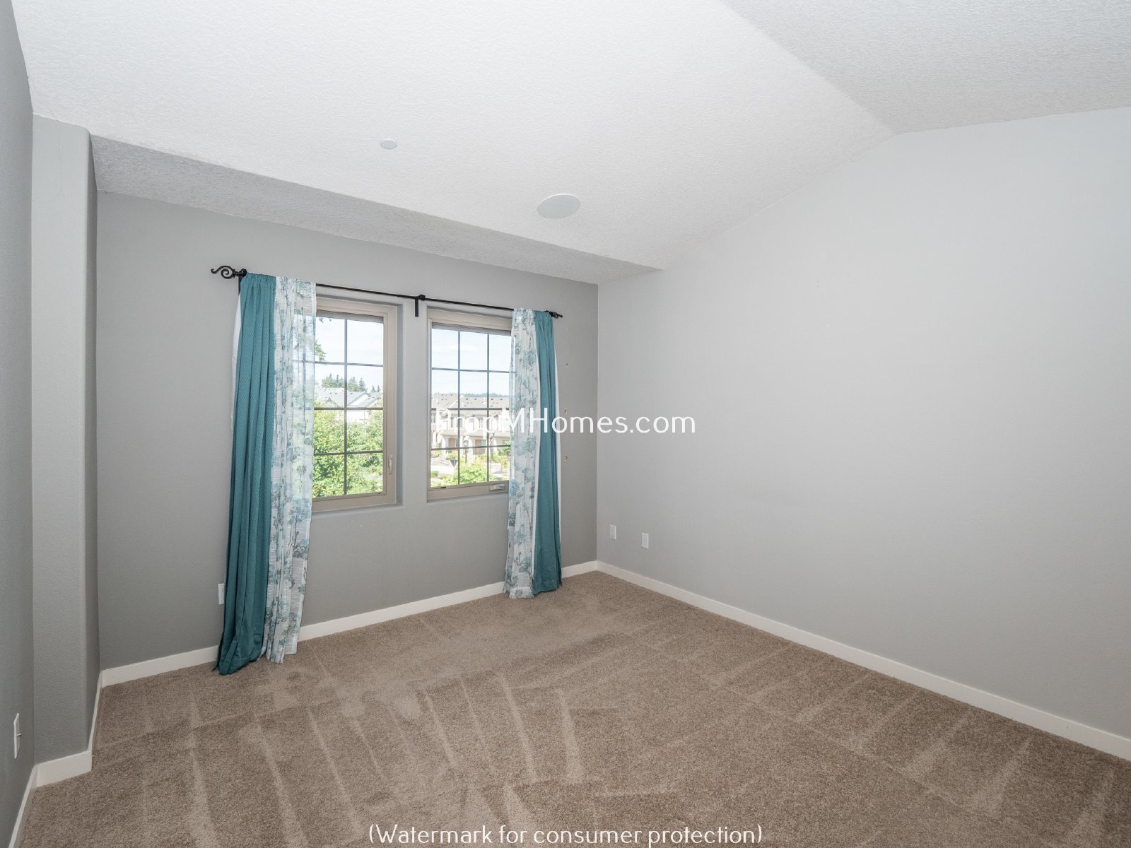 Fantastic Three Bedroom Home In Wilsonville On Corner Lot! property image