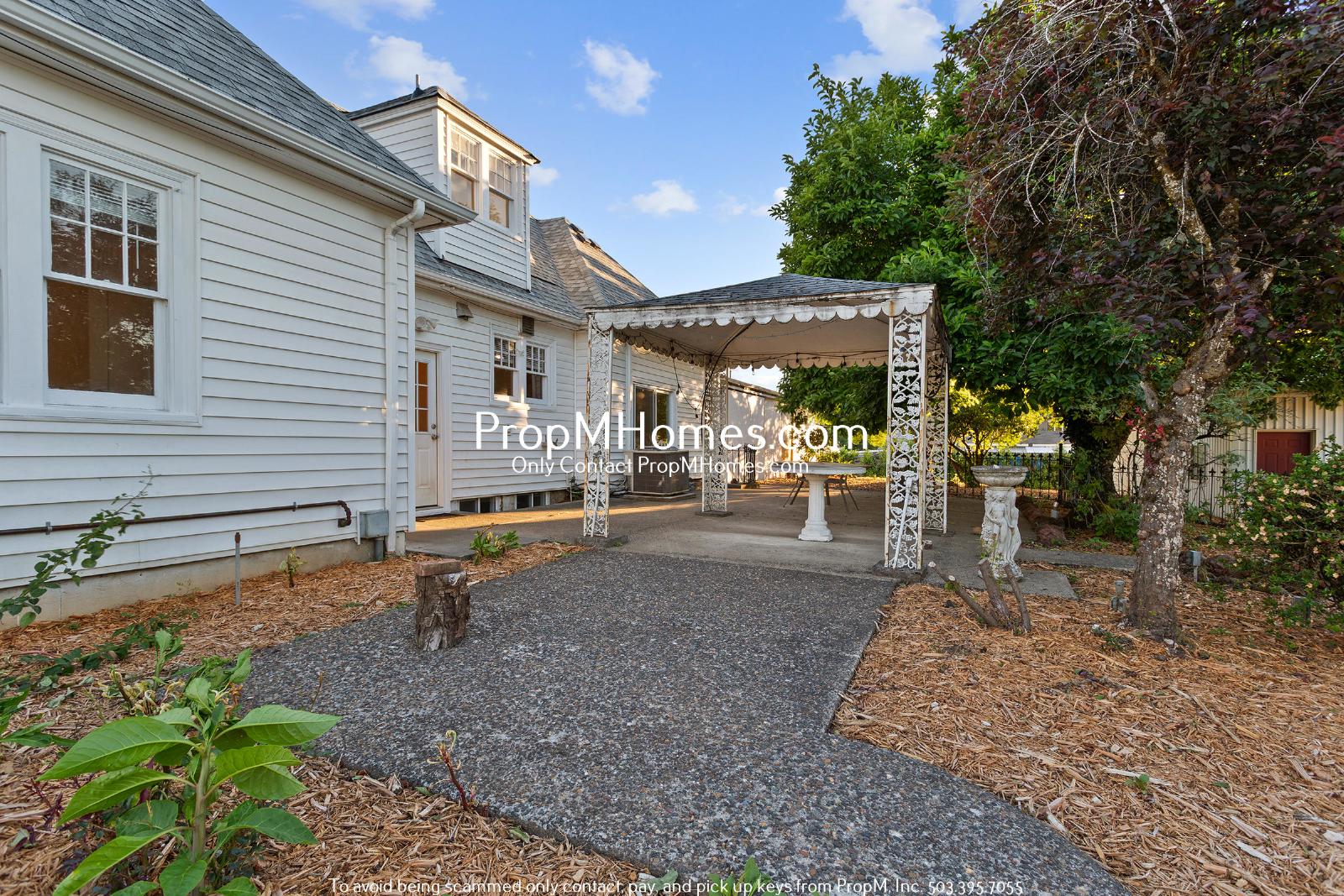 Discover Architectural Charm with this 3 Bedroom Estate! property image
