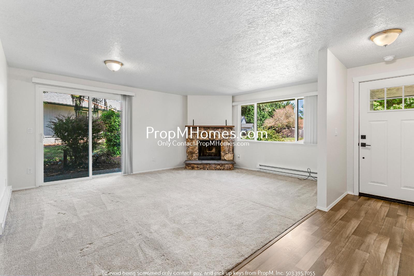 Updated Two Bedroom Duplex in Newberg! property image