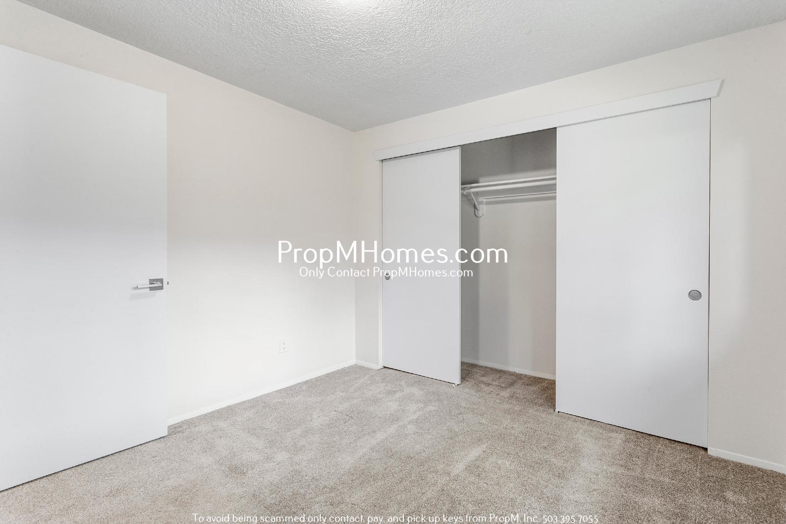Updated Two Bedroom Duplex in Newberg! property image