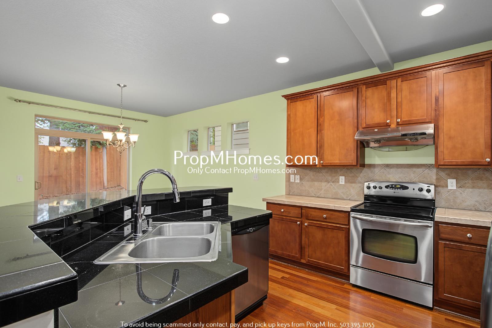 Beautiful Open Concept Three Bedroom Home In Bethany! property image