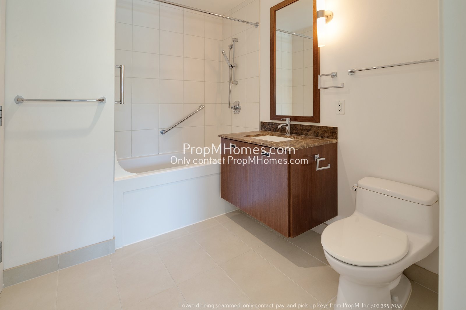Luxurious One Bedroom Condo at the Pearl District Waterfront! property image