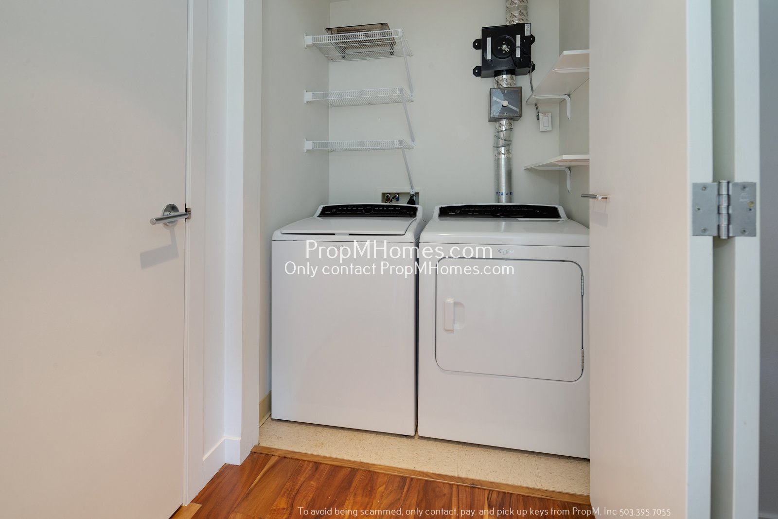 Luxurious One Bedroom Condo at the Pearl District Waterfront! property image