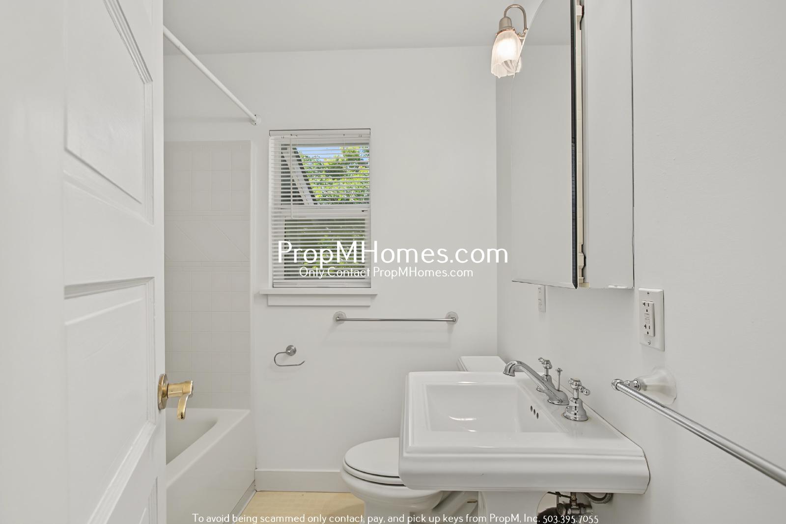 Two Bedroom NE Portland Gem! property image