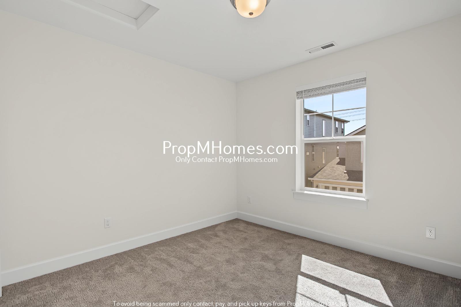 Spacious Three Bedroom Home in Reed's Crossing! property image