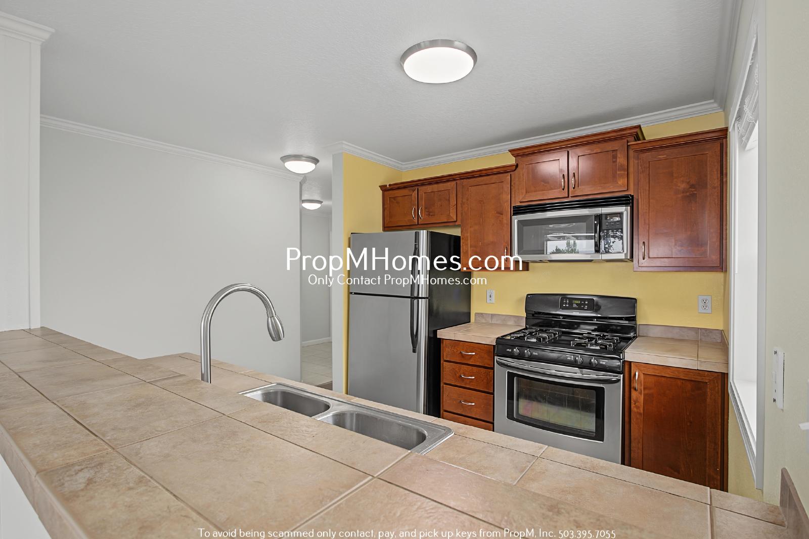 Two Bedroom Condo in the Heart of Bethany! property image