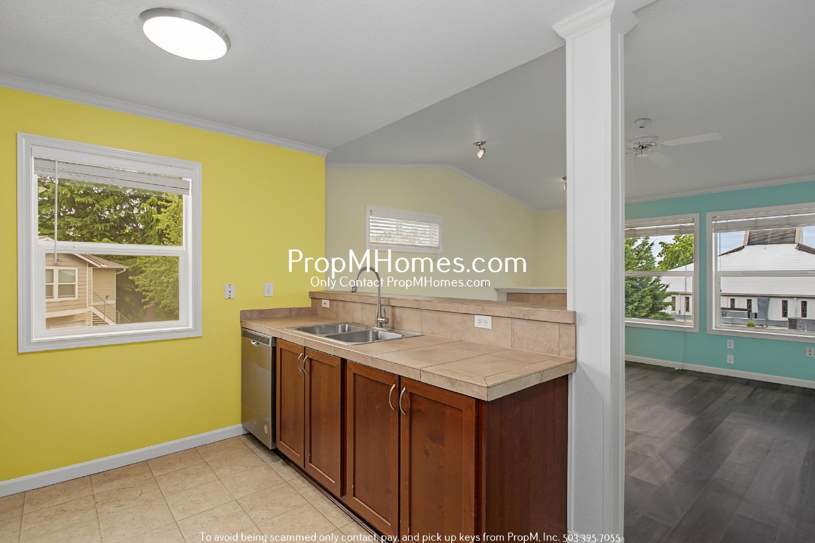 Two Bedroom Condo in the Heart of Bethany! property image