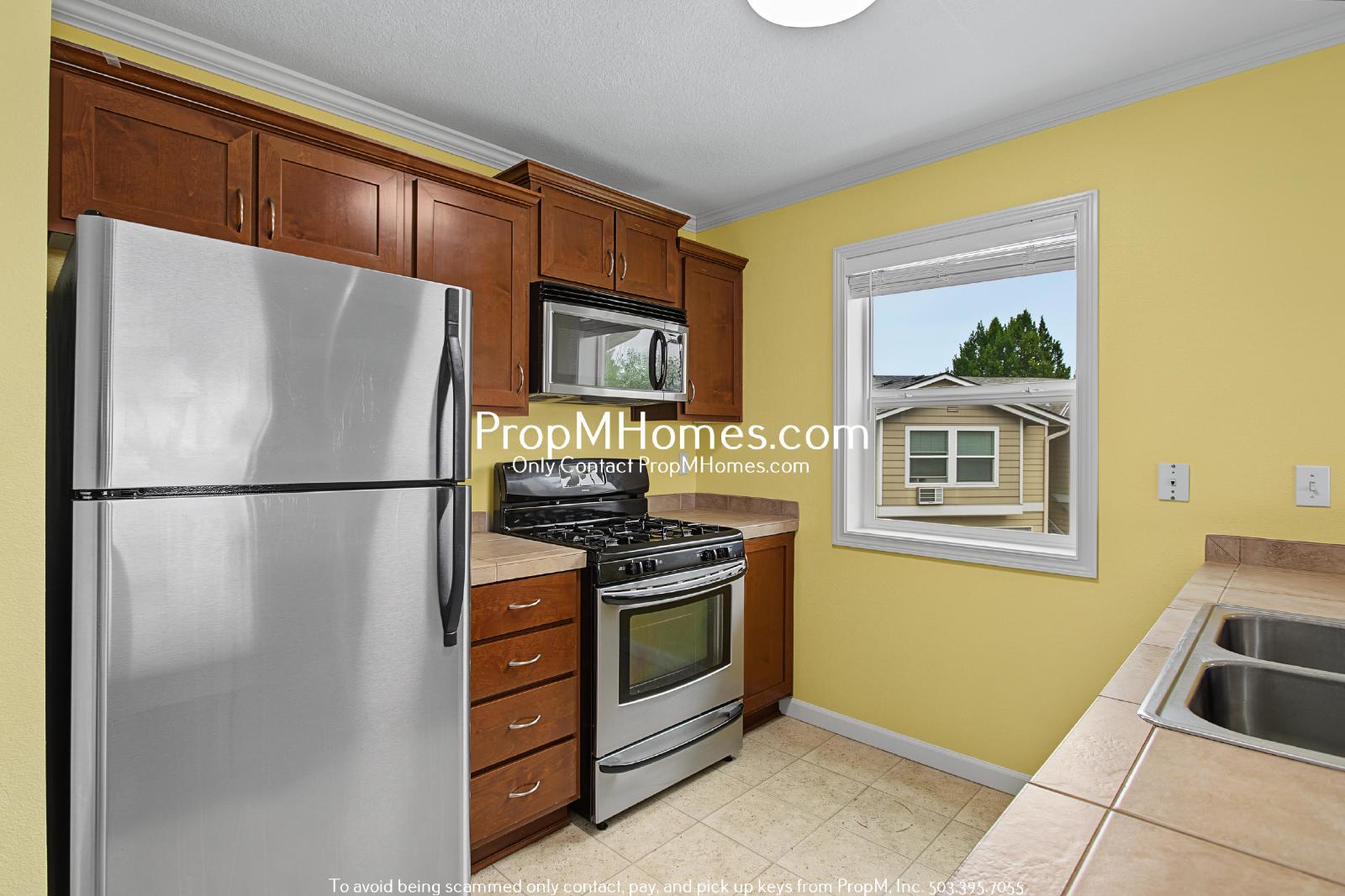 Two Bedroom Condo in the Heart of Bethany! property image
