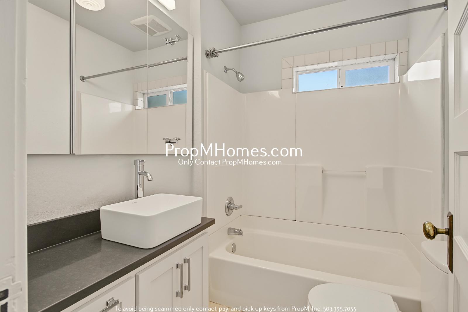 Updated Two Bedroom Duplex in Buckman! property image
