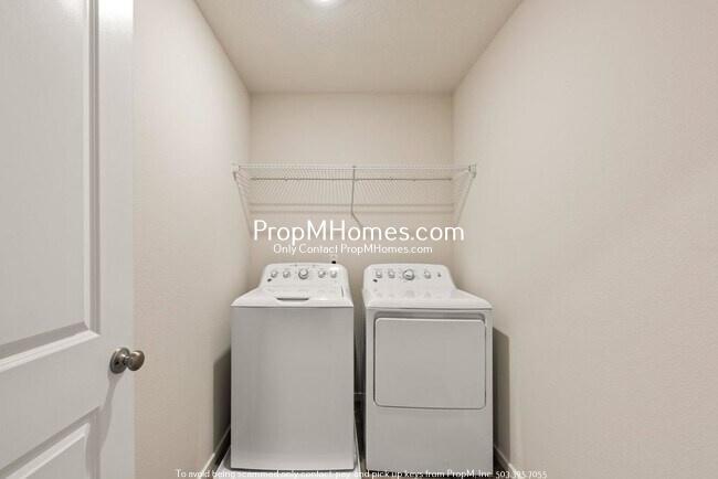 Newer Three Bedroom Townhome in Cornelius! property image