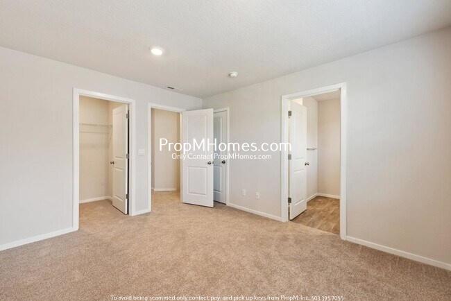 Newer Three Bedroom Townhome in Cornelius! property image