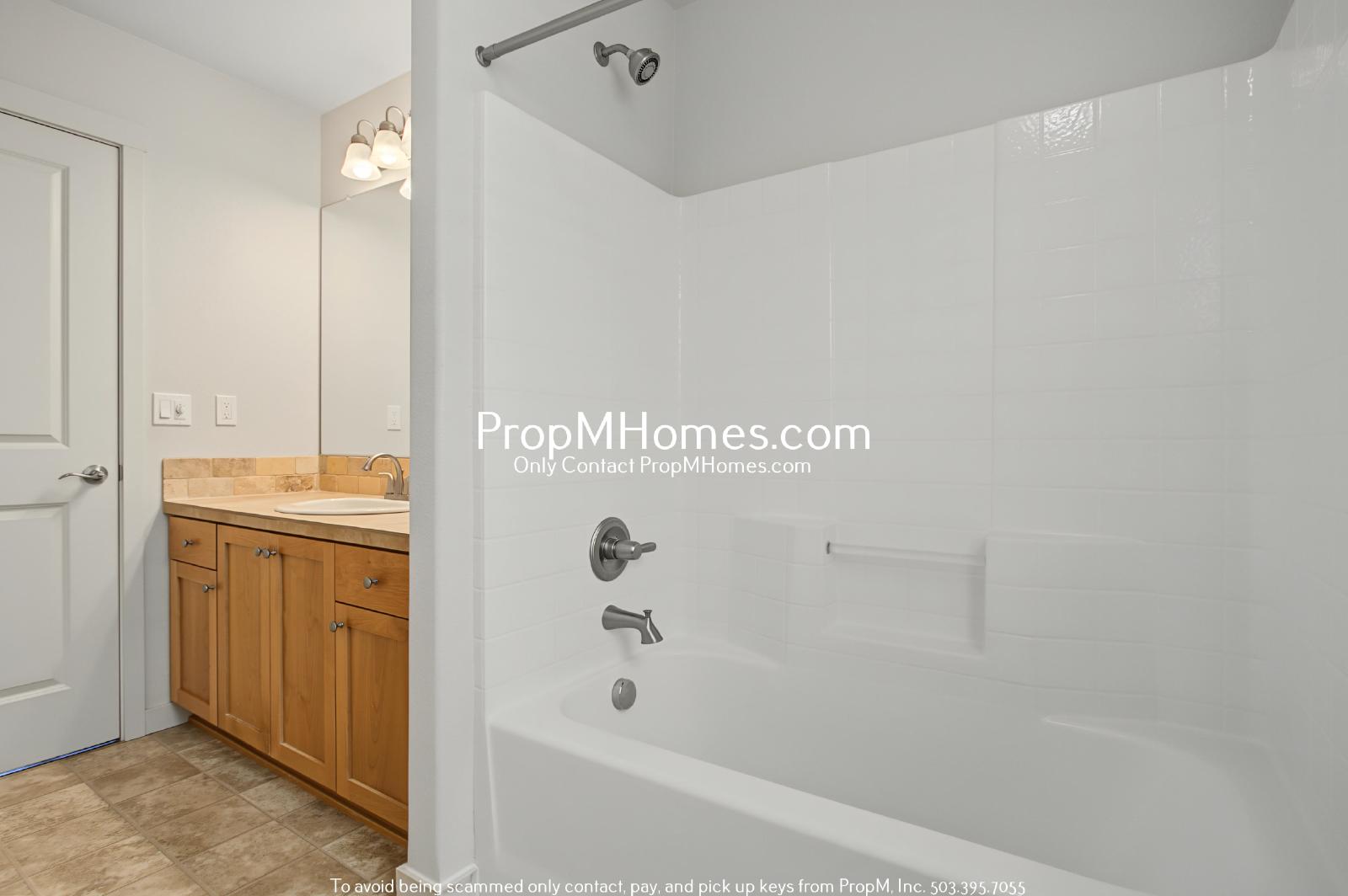 Four Bedroom Home in King City! property image