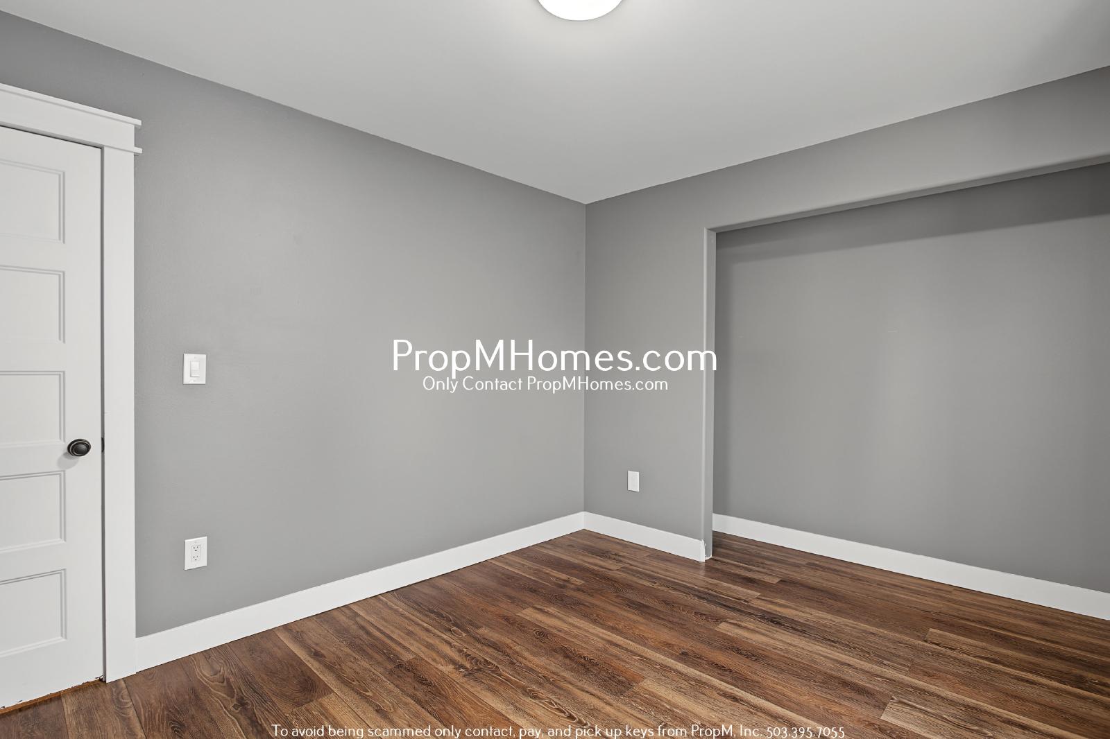 Beautifully Updated 4 Bedroom Home in Hillsboro! property image