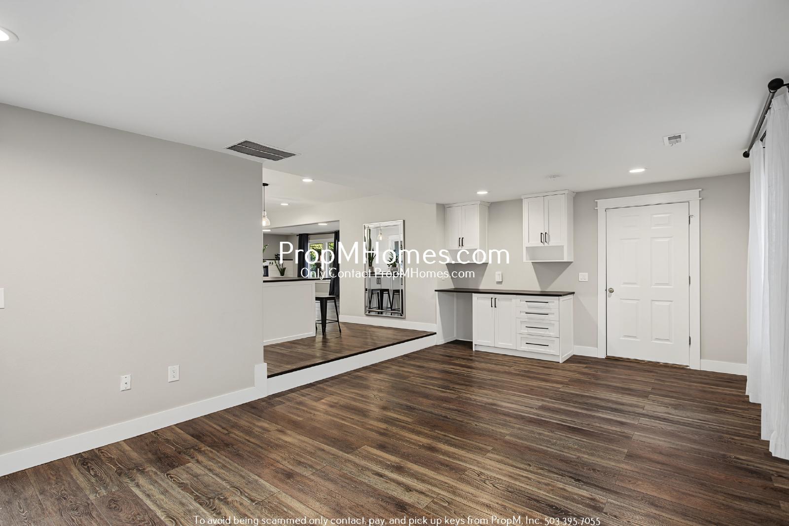Beautifully Updated 4 Bedroom Home in Hillsboro! property image