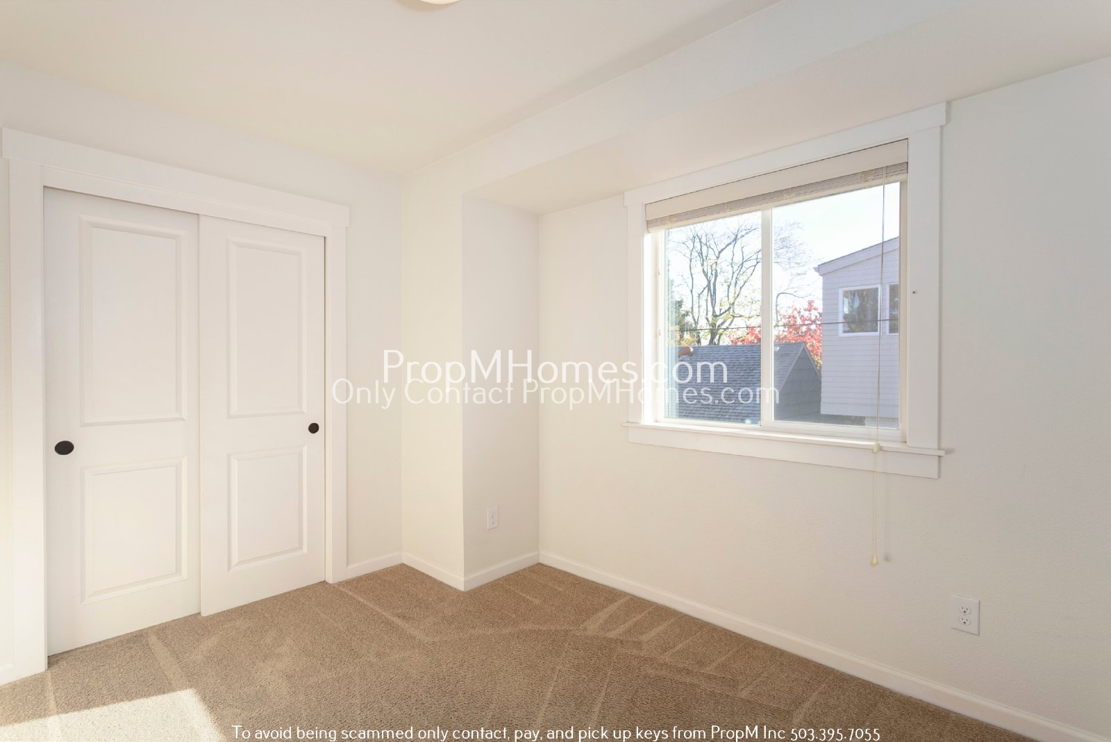 Enchanting 2-Bedroom Gem in SE Portland - End Unit! property image