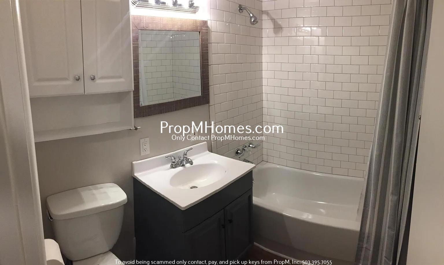 Updated One Bedroom Duplex in Montavilla! property image