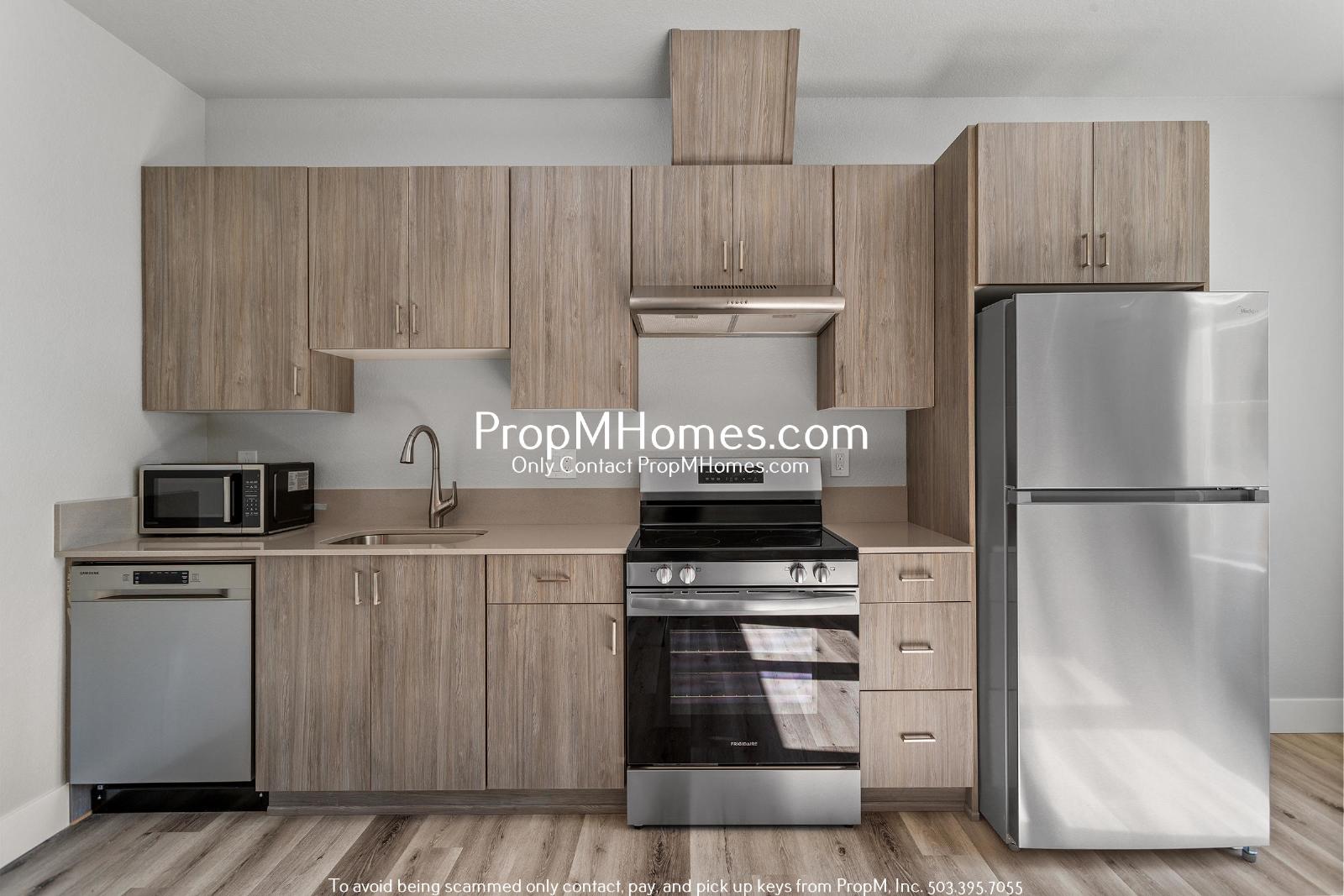 Brand New Studio Steps Away from Multnomah Village + Move in Special! property image