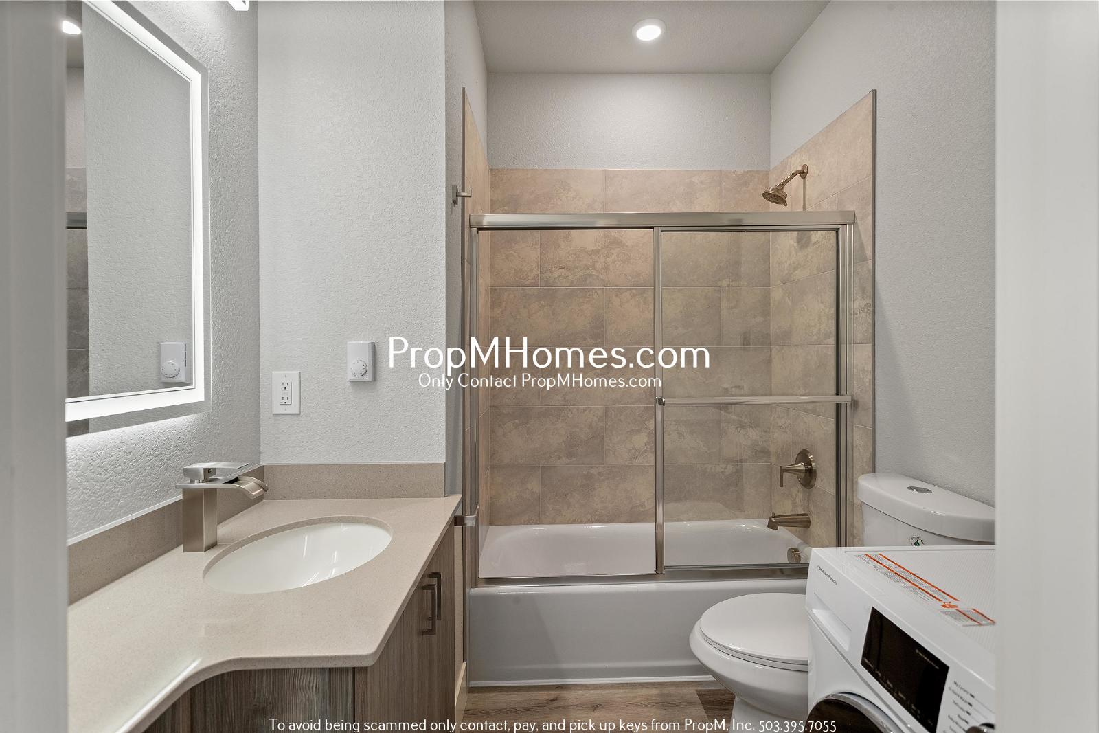 Brand New Studio Steps Away from Multnomah Village + Move in Special! property image