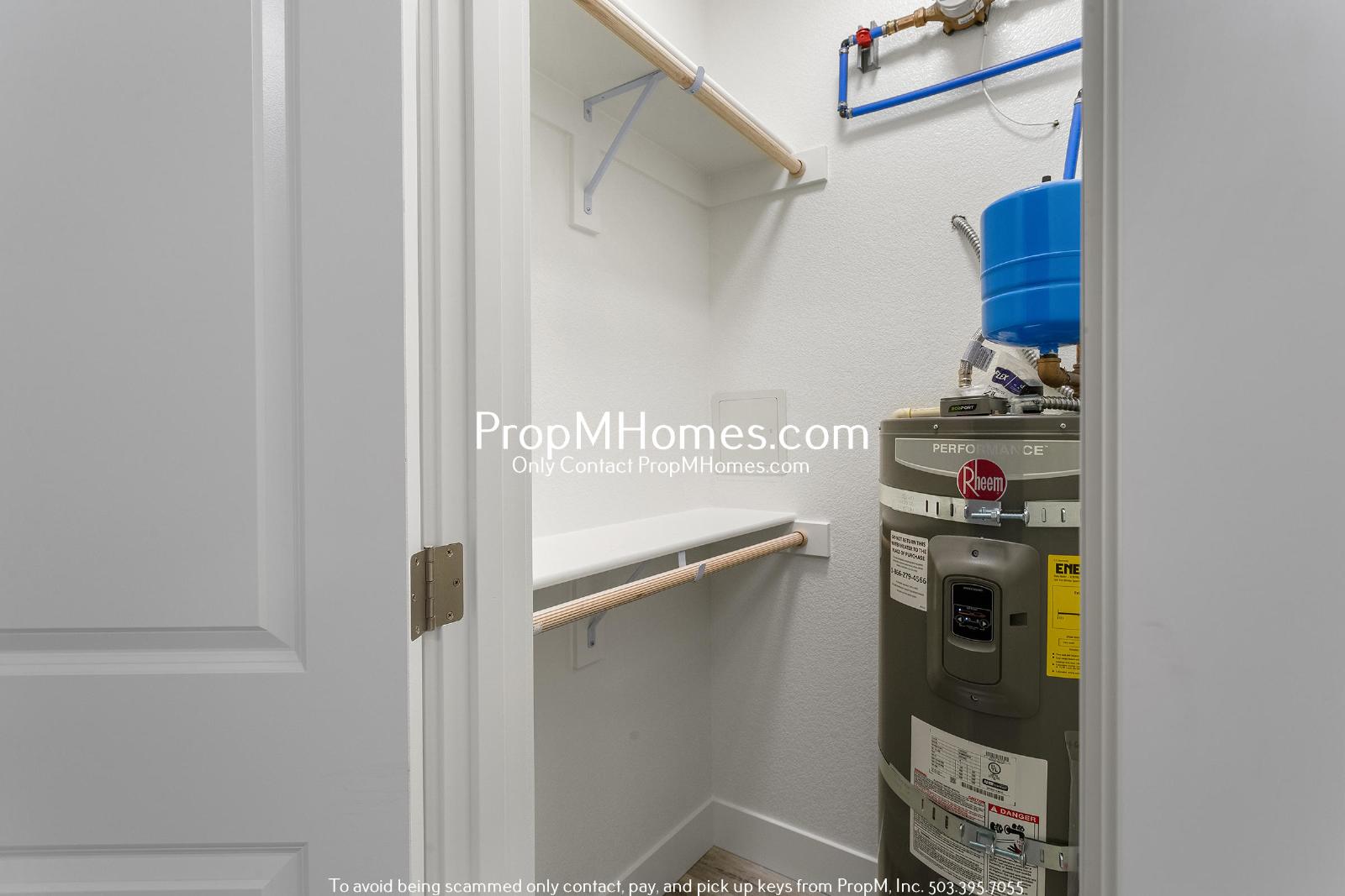 Brand New Studio Steps Away from Multnomah Village + Move in Special! property image