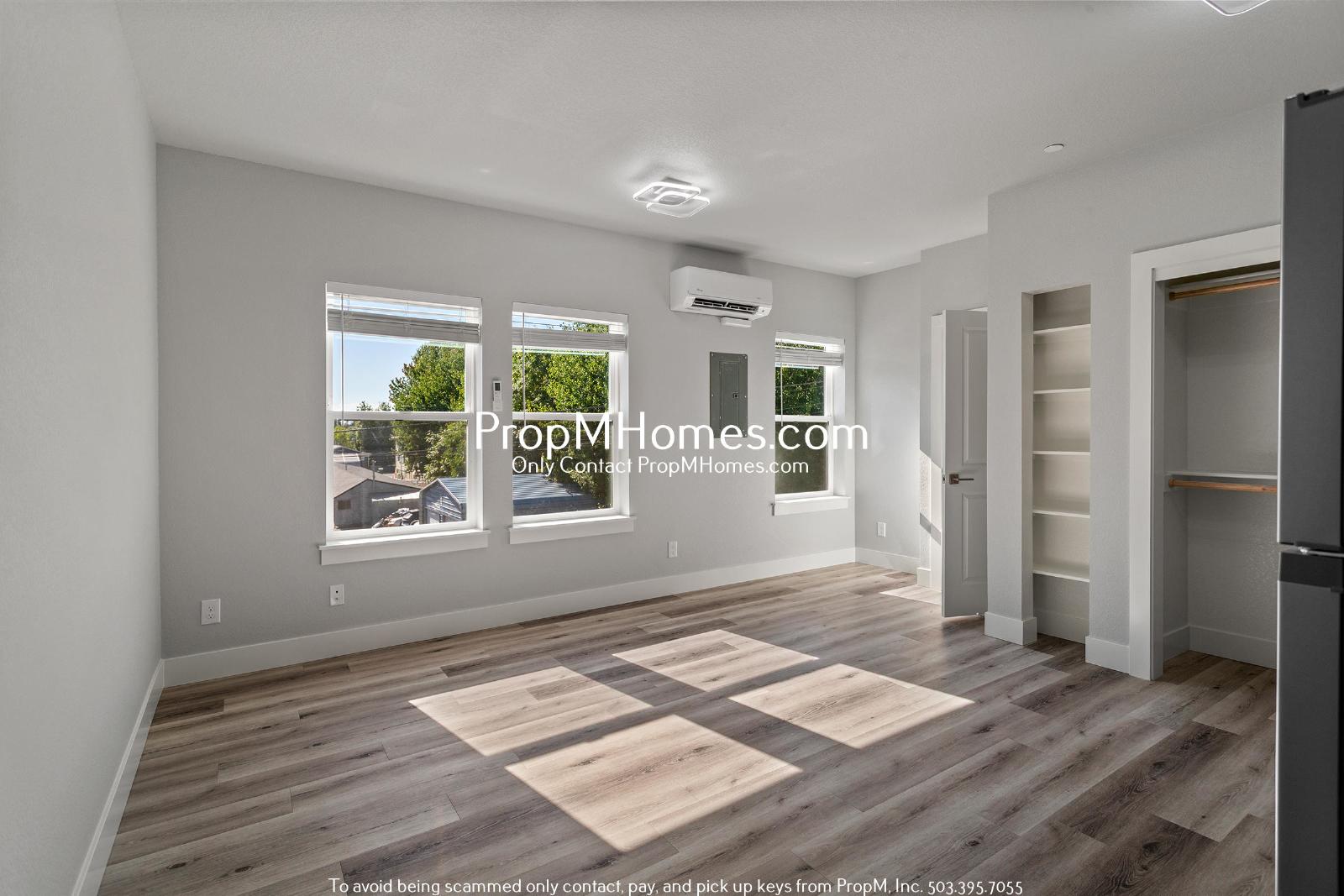 Brand New Studio Steps Away from Multnomah Village + Move in Special! property image