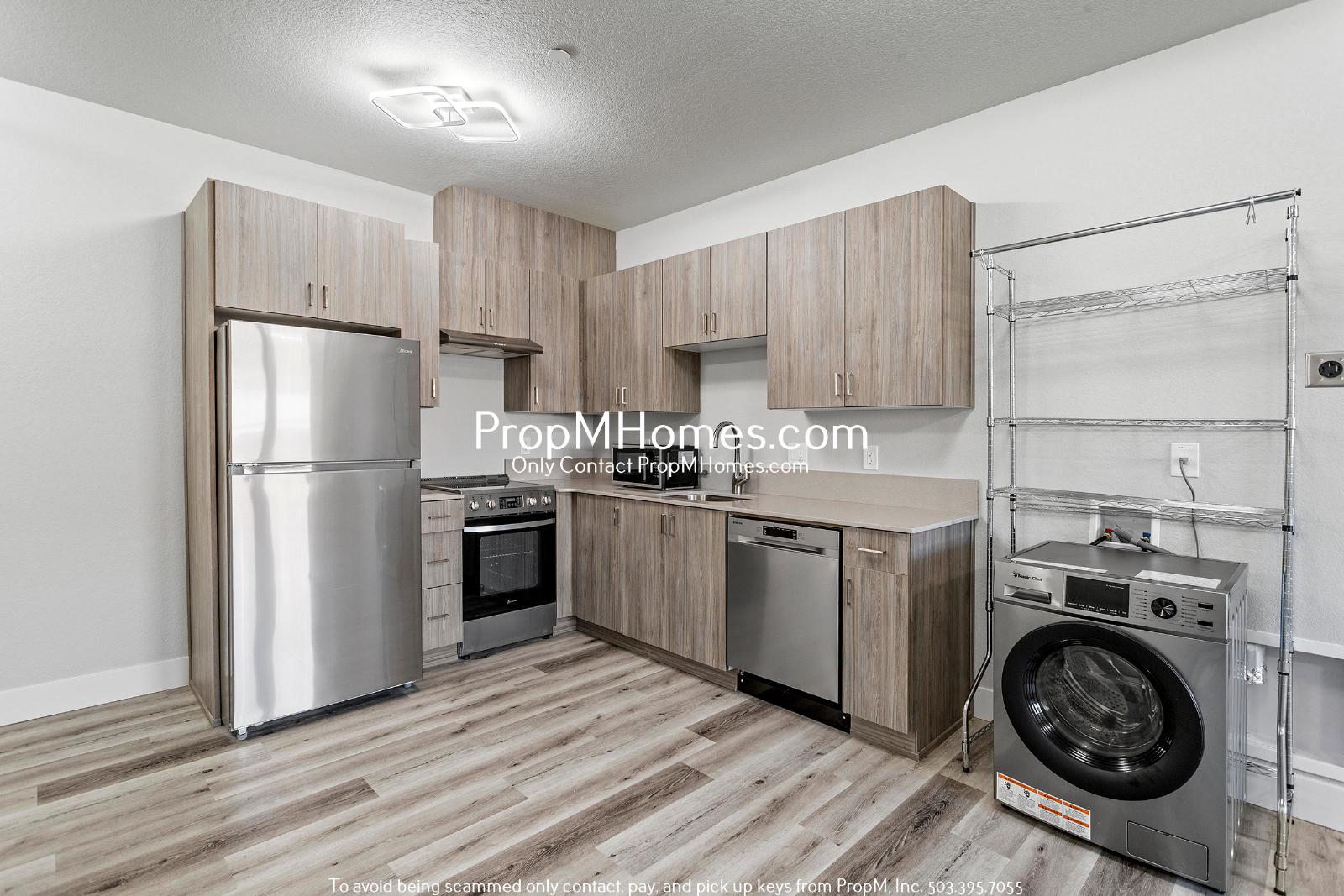 Brand New Studio Steps Away from Multnomah Village + Move in Special! property image