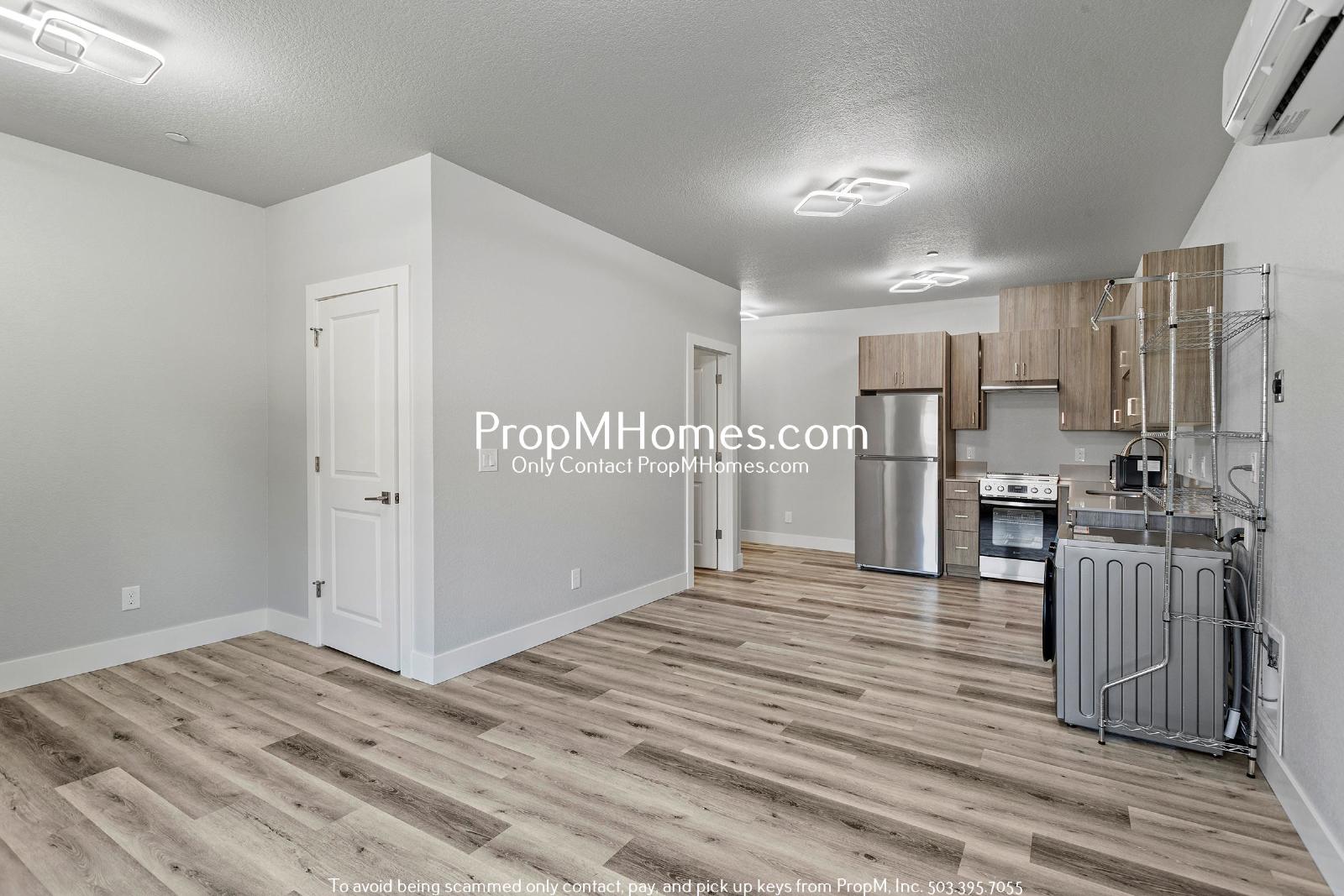 Brand New Studio Steps Away from Multnomah Village + Move in Special! property image