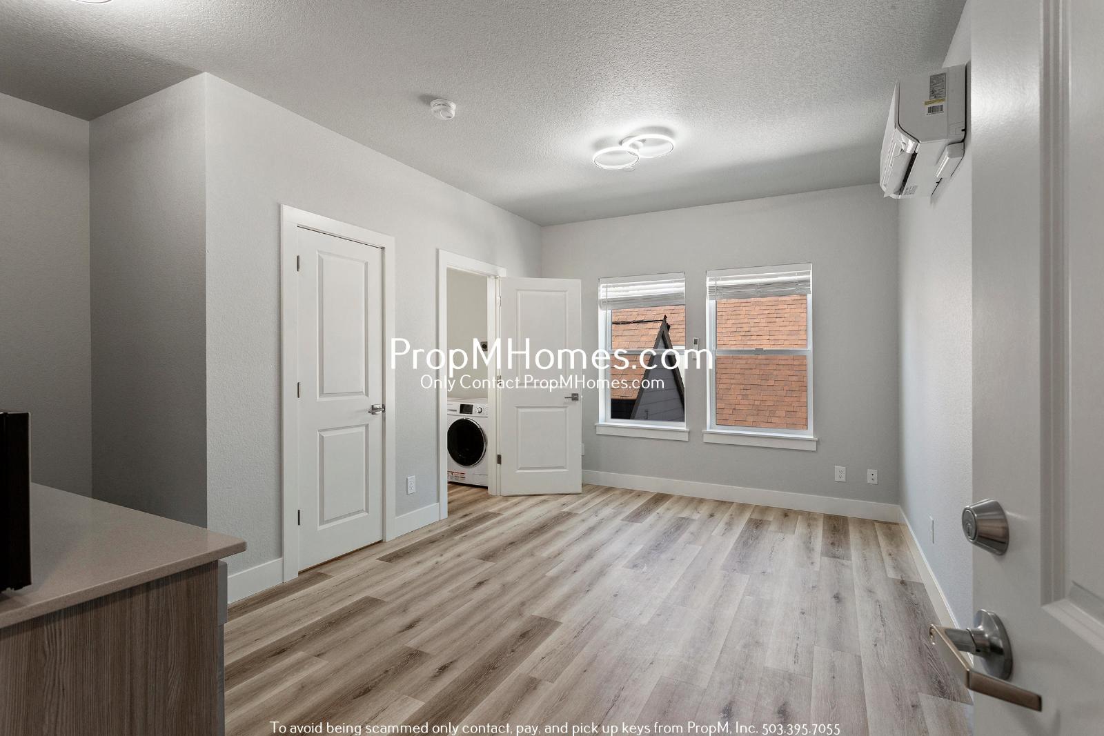 Brand New Studio Steps Away from Multnomah Village + Move in Special! property image